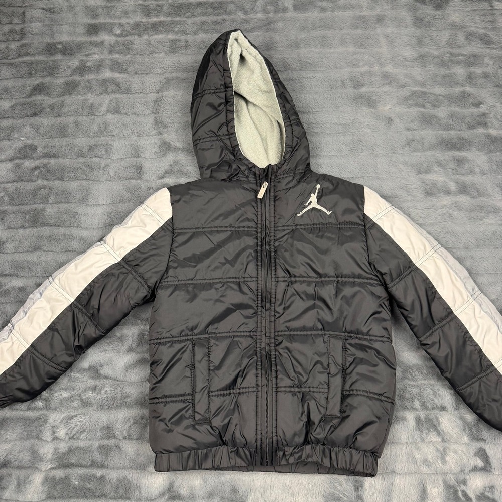 Jordan Kids Puffer Jacket Black White Jumpman Hooded Fleece Lined 9059 S 8-10